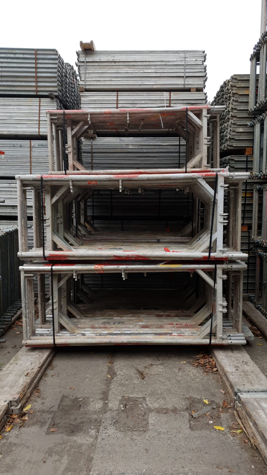 Echafaudage d’occasion Plettac: 1020m²
