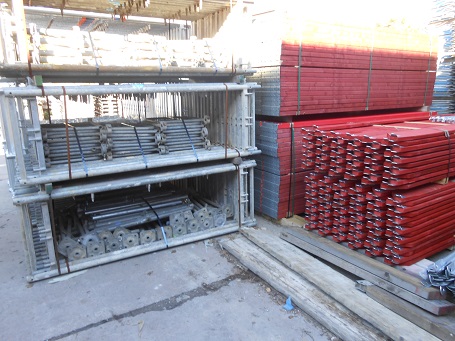 Echafaudage Rux de facade 1010m² NEUF!